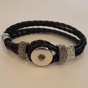 Black Leather Braided Snap Bracelet